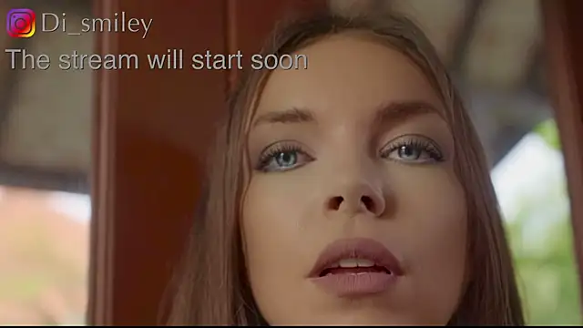 Snapshot of di_smileyone chatting on May 2026 01:36:01 AM di smileyone online show from May 2026 01:36:01 AM
