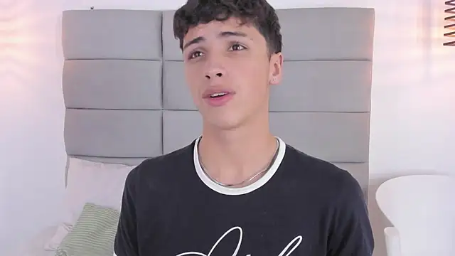 JoshClaarktt online show from March 2026 04:07:01 AM