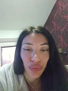 Snapshot of Leena_C chatting on June 2026 09:28:02 PM Leena C online show from June 2026 09:28:02 PM