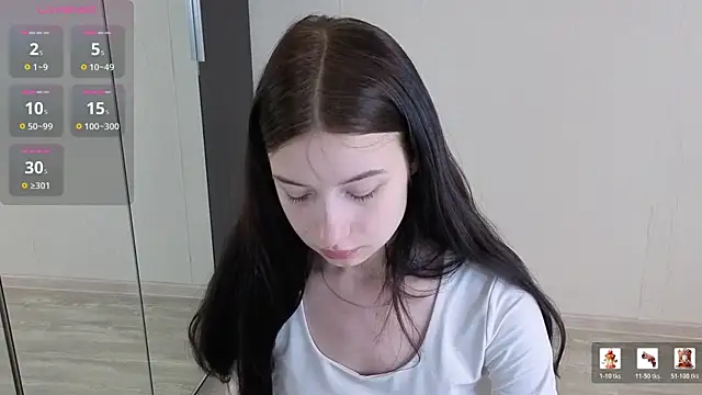 Snapshot of AlicePowells chatting on July 2026 04:08:02 AM AlicePowells online show from July 2026 04:08:02 AM