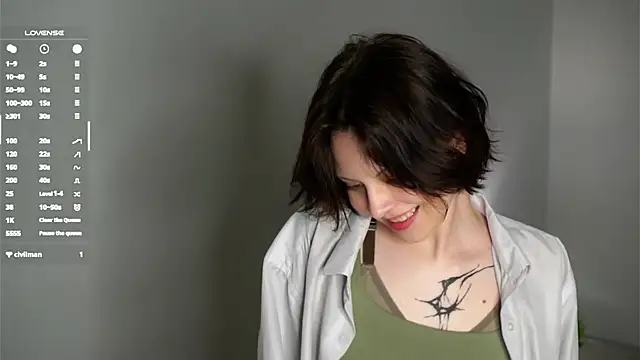 Snapshot of SharylOrbin chatting on December 2025 10:06:02 PM SharylOrbin online show from December 2025 10:06:02 PM