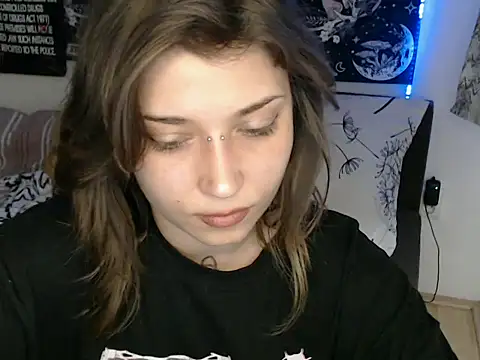 Snapshot of AlienforTwenty chatting on February 2026 10:23:02 AM AlienforTwenty online show from February 2026 10:23:02 AM