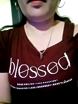 Snapshot of Dianna68 chatting on December 2025 12:40:02 AM Dianna68 online show from December 2025 12:40:02 AM