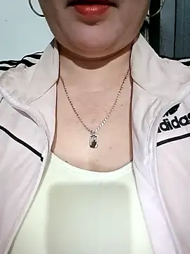 Snapshot of Dianna68 chatting on January 2026 11:45:02 AM Dianna68 online show from January 2026 11:45:02 AM