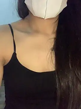 NinaBaby22 online show from April 2026 04:34:02 PM