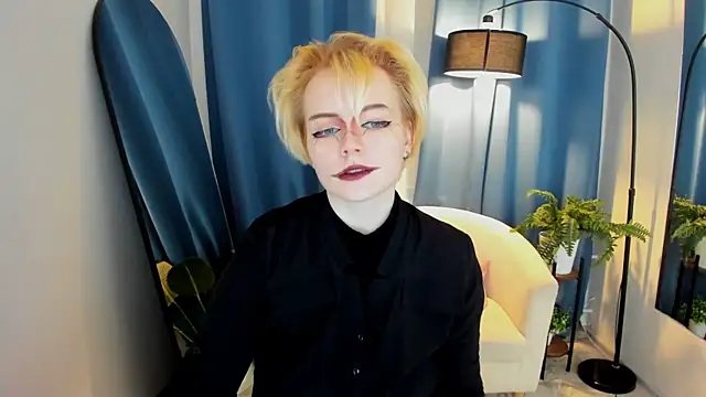 KellyKik online show from January 2026 01:17:02 PM