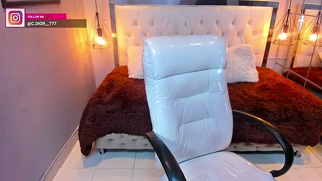 drake miller7 online show from January 2026 03:23:01 AM