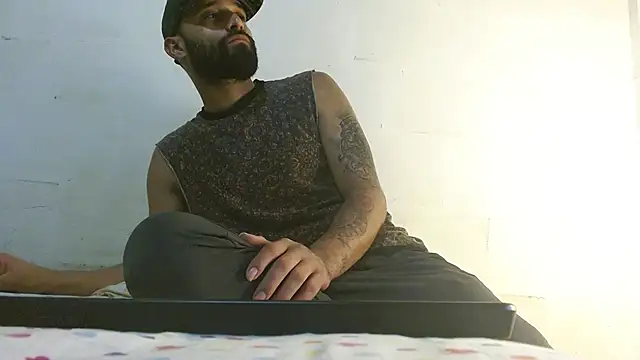 Alex Flame  online show from May 2026 10:40:02 PM