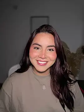 Zarahs Blare1 online show from April 2026 01:42:02 AM