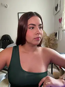 Snapshot of Zarahs_Blare1 chatting on July 2026 10:01:01 PM Zarahs Blare1 online show from July 2026 10:01:01 PM