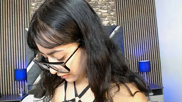 Snapshot of Amy_channel chatting on June 2026 01:04:02 PM Amy channel online show from June 2026 01:04:02 PM