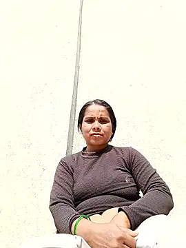 Shreya pandit online show from January 2026 06:28:02 AM