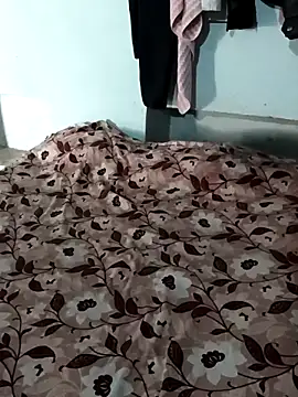 Snapshot of Pooja_Love143 chatting on February 2026 06:23:01 AM Pooja Love143 online show from February 2026 06:23:01 AM