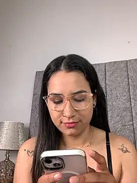 Snapshot of Val12777 chatting on February 2026 12:09:02 PM Val12777 online show from February 2026 12:09:02 PM