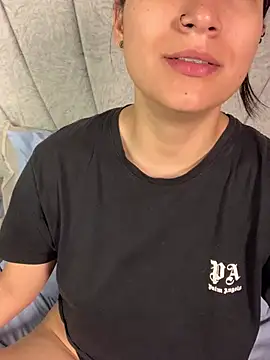 Snapshot of Val12777 chatting on February 2026 11:44:01 AM Val12777 online show from February 2026 11:44:01 AM