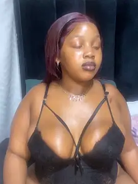 Snapshot of THICKBARBIE32 chatting on June 2026 08:11:01 PM THICKBARBIE32 online show from June 2026 08:11:01 PM