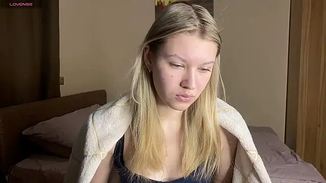 Snapshot of SkyeDavis chatting on February 2026 06:36:02 PM SkyeDavis online show from February 2026 06:36:02 PM