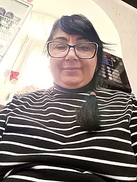 MariSwan222 online show from April 2026 10:02:02 AM