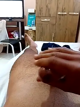 Snapshot of ElicitedMotive chatting on February 2026 09:18:02 PM ElicitedMotive online show from February 2026 09:18:02 PM