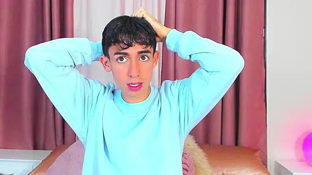 Snapshot of starboyy_77 chatting on January 2026 12:54:01 PM starboyy 77 online show from January 2026 12:54:01 PM