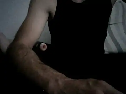 Snapshot of Mikki9233 chatting on June 2026 05:34:01 PM Mikki9233 online show from June 2026 05:34:01 PM