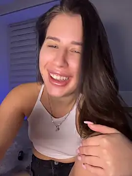 Lira Fayeee online show from June 2026 07:14:01 PM