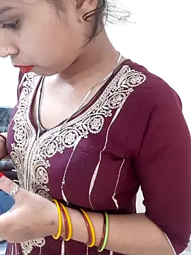 Kavya79 online show from December 2025 05:03:02 AM