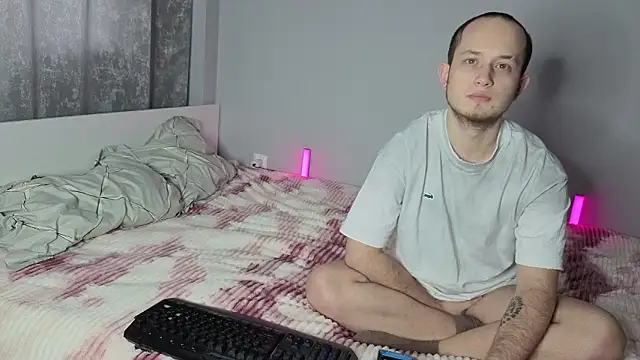 Pearl couple online show from February 2026 09:02:01 AM