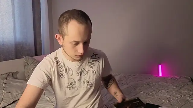 Pearl couple online show from February 2026 09:02:02 AM