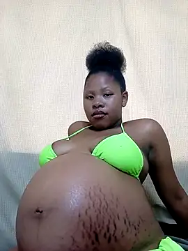 TemptingCloeXx online show from April 2026 11:24:01 AM