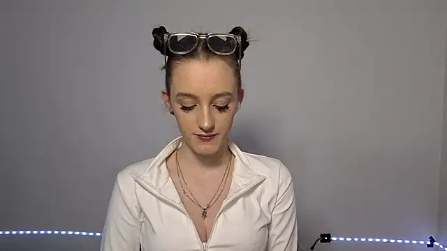 LisaBoddy online show from January 2026 09:08:01 PM