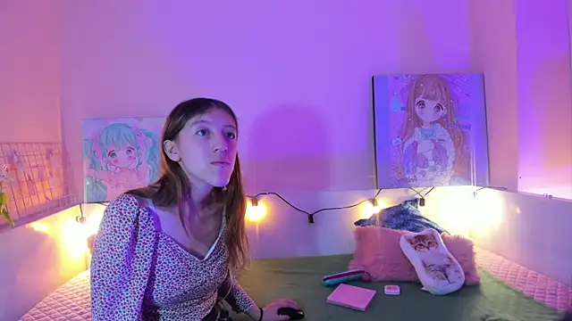 Snapshot of Briar_y_Blair chatting on December 2025 01:40:02 PM Briar y Blair online show from December 2025 01:40:02 PM