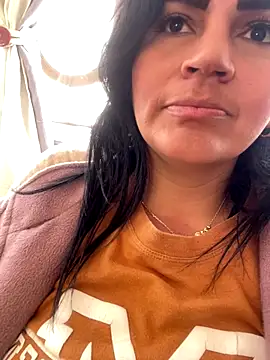 sophie-honey online show from December 2025 02:12:02 PM