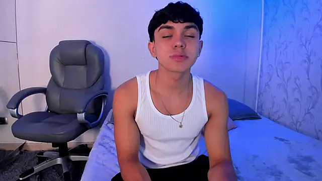 Snapshot of _TaylorBlack chatting on February 2026 11:35:02 AM TaylorBlack online show from February 2026 11:35:02 AM