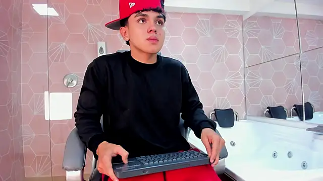  TaylorBlack online show from March 2026 11:26:02 AM