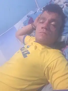 Almeyjose online show from December 2025 04:07:02 AM