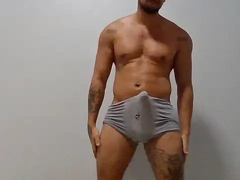 Snapshot of moreno_dotado22 chatting on January 2026 03:58:01 PM moreno dotado22 online show from January 2026 03:58:01 PM