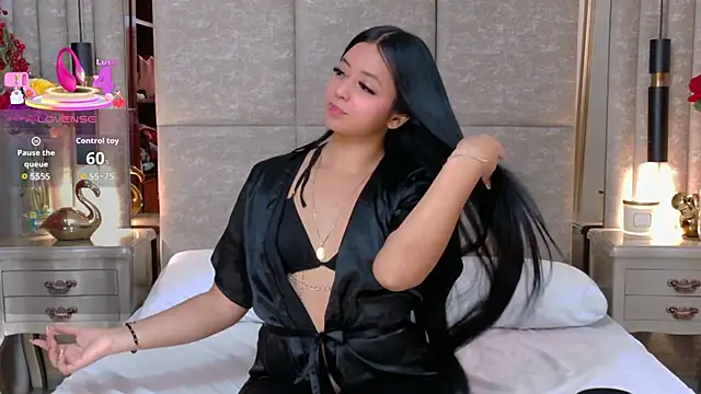 Jessie-Torres online show from March 2026 12:33:01 PM