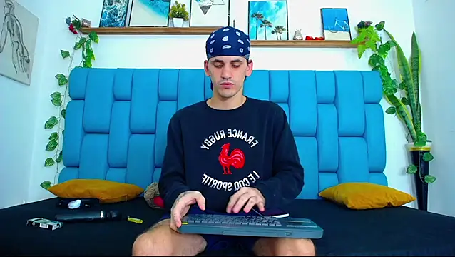 boy Dirty X online show from January 2026 12:42:02 PM