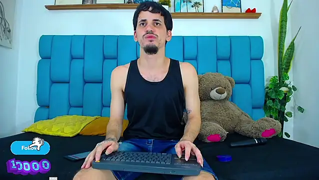 Snapshot of boy_Dirty_X chatting on April 2026 05:14:02 AM boy Dirty X online show from April 2026 05:14:02 AM