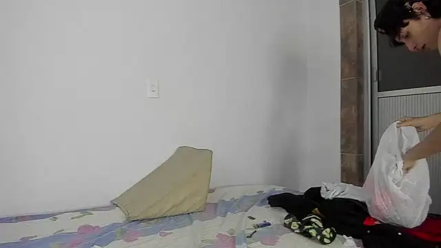 cirosky elchicopolla online show from February 2026 04:44:01 AM