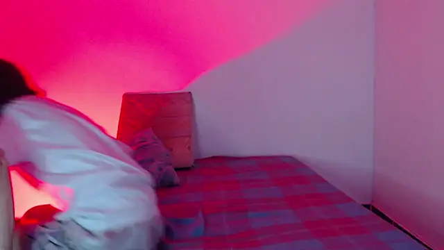 cirosky elchicopolla online show from February 2026 03:21:02 AM