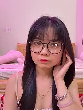    KARA    online show from February 2026 01:43:01 AM