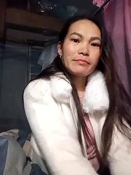 Girl cutee online show from February 2026 10:37:02 PM