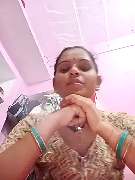 Snapshot of Uma_pande chatting on February 2026 04:19:02 PM Uma pande online show from February 2026 04:19:02 PM