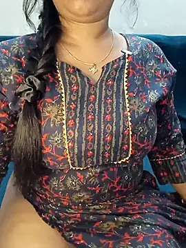 Snapshot of SSiya- chatting on April 2026 06:07:01 PM SSiya- online show from April 2026 06:07:01 PM