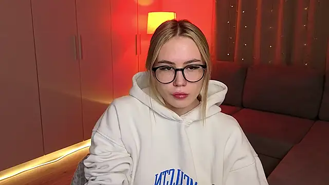 Aurelia Voss online show from February 2026 05:58:01 AM