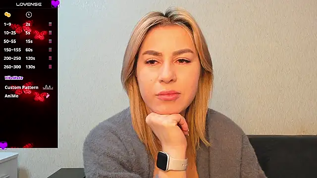 Roxi Joy online show from February 2026 01:07:02 PM