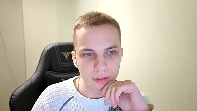 Snapshot of Markooaa chatting on March 2026 06:58:01 PM Markooaa online show from March 2026 06:58:01 PM