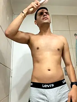 HotWhisper22 online show from December 2025 02:06:02 AM